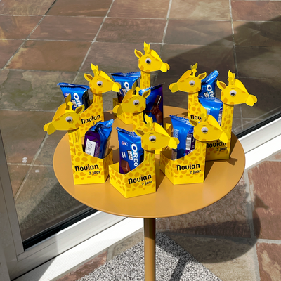 Giraffe trakteren tafel traktatie van uitdelen.nu